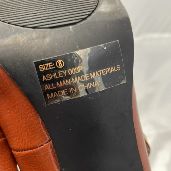 CHARLOTTE RUSSE Ashley Rusty Brown T-Strap Platform Pumps Shoes Heels Size 8 - Picture 12 of 14